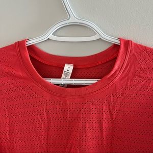Lululemon Swiftly Breathe Long Sleeve